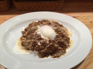 さぼてん食堂の「漢のキーマカレーらいす」